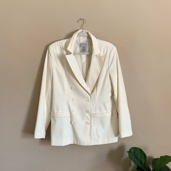 SOLD - Picture 2 of 7